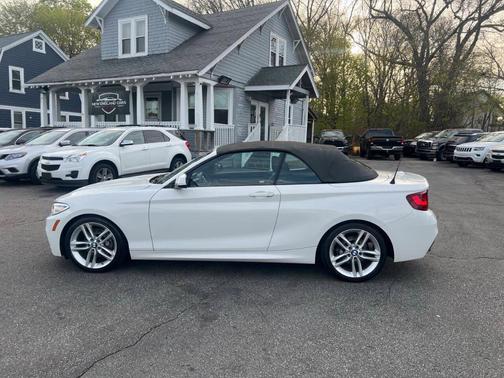 2016 BMW 228 i