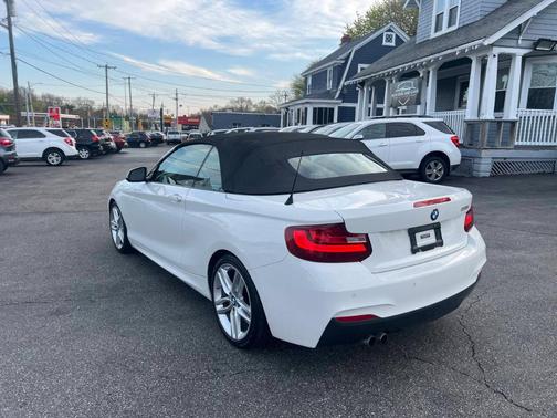 2016 BMW 228 i