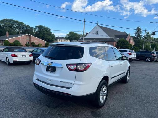 2016 Chevrolet Traverse LS