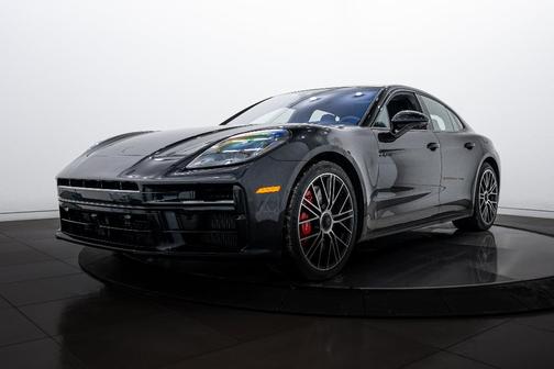 2026 Porsche Panamera Turbo