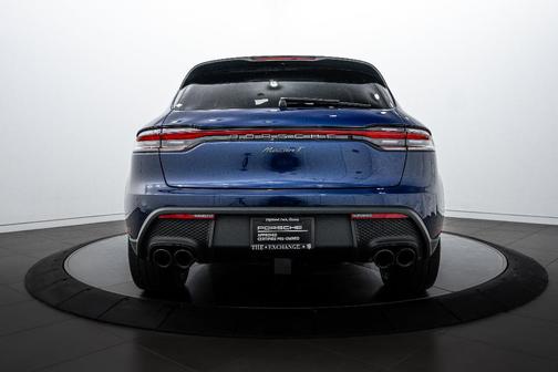 2025 Porsche Macan T