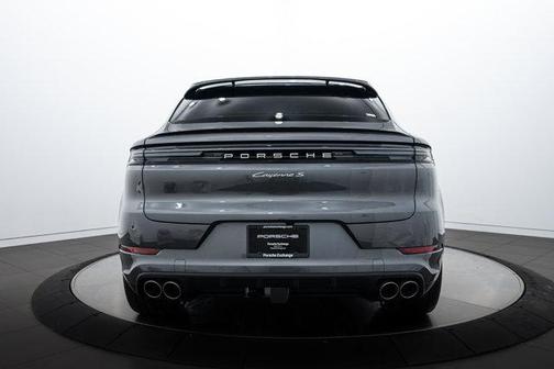 2025 Porsche Cayenne S