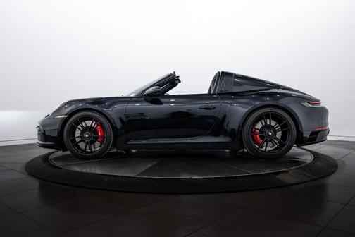 2024 Porsche 911 Targa 4 GTS