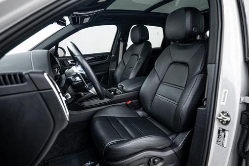 2022 Porsche Cayenne