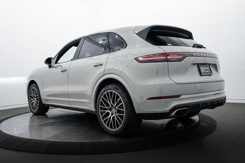 2022 Porsche Cayenne