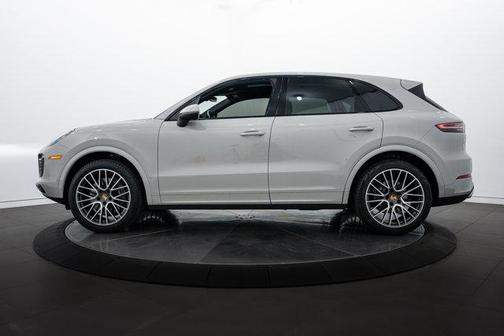 2022 Porsche Cayenne