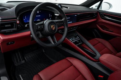 2024 Porsche Macan Electric 4
