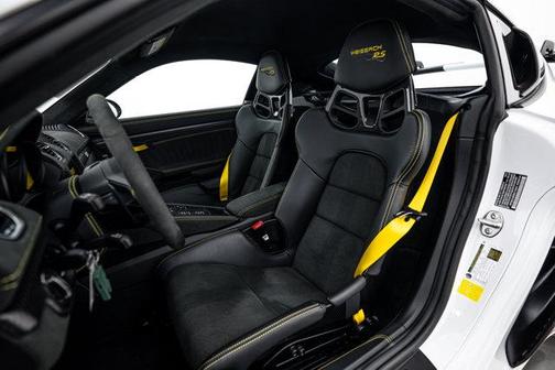 2024 Porsche 718 Cayman GT4 RS