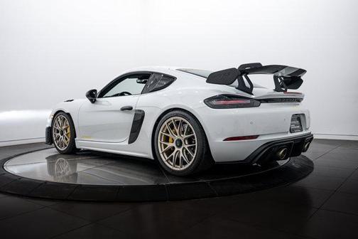 2024 Porsche 718 Cayman GT4 RS