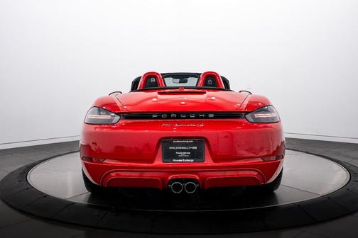 2025 Porsche 718 Boxster S