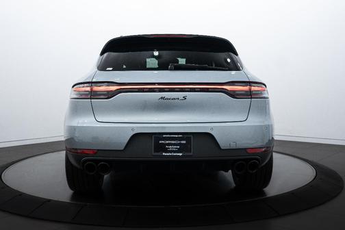 2020 Porsche Macan S