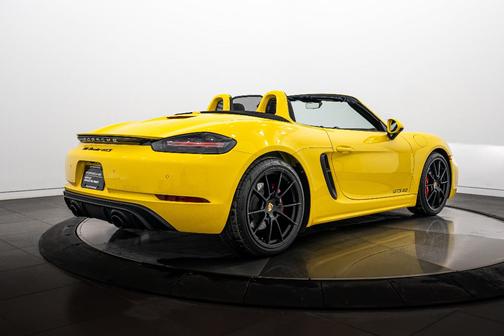 2025 Porsche 718 Boxster GTS 4.0