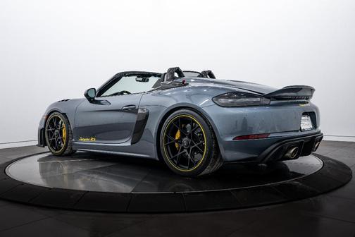 2025 Porsche 718 Spyder RS