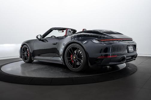 2023 Porsche 911 Carrera GTS