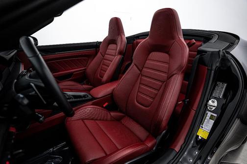 2023 Porsche 911 Carrera GTS