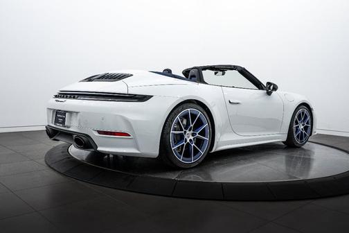 2026 Porsche 911 Carrera T