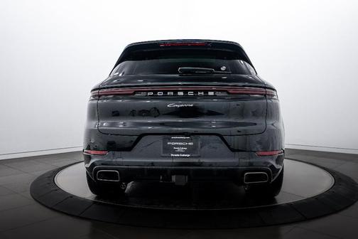 2026 Porsche Cayenne Base