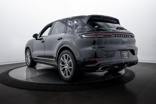 2026 Porsche Cayenne Base
