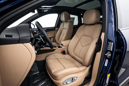 2025 Porsche Macan S