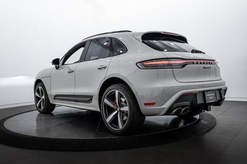 2025 Porsche Macan S