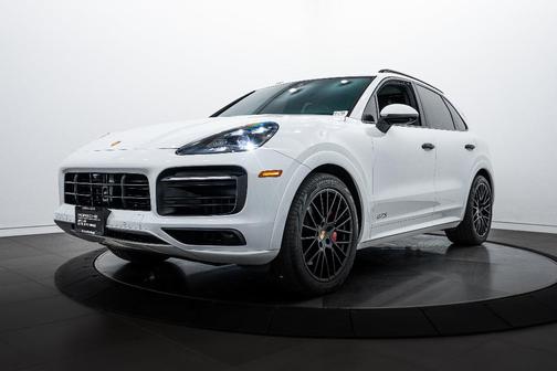 2022 Porsche Cayenne GTS