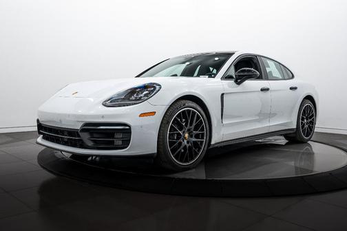 2021 Porsche Panamera 4