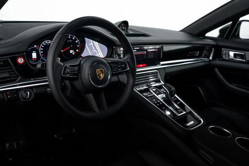 2021 Porsche Panamera 4