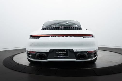 2023 Porsche 911 Carrera