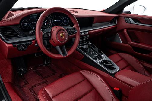 2023 Porsche 911 Carrera