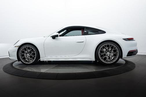2023 Porsche 911 Carrera