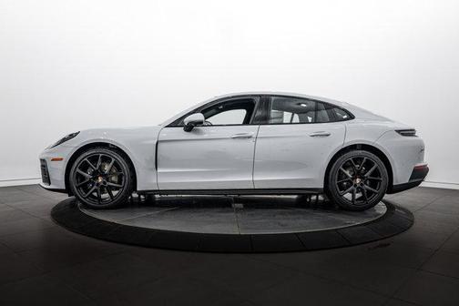 Ice Grey Metallic 2026 Porsche Panamera 4