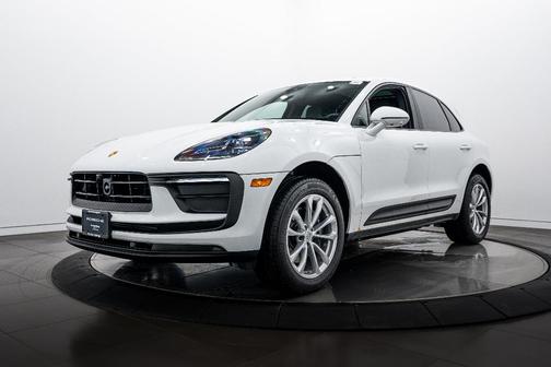 2025 Porsche Macan 
