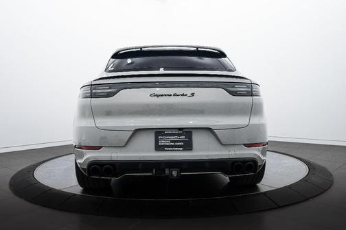 2021 Porsche Cayenne E-Hybrid Coupe Turbo S