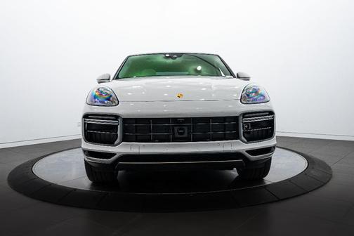 2021 Porsche Cayenne E-Hybrid Coupe Turbo S