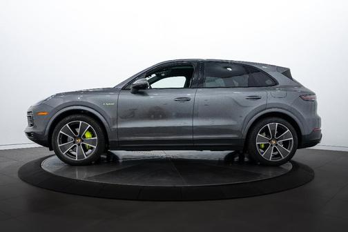 2019 Porsche Cayenne E-Hybrid