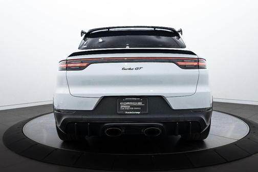 2023 Porsche Cayenne Turbo GT