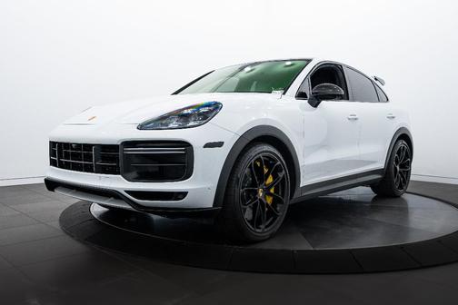 2023 Porsche Cayenne Turbo GT