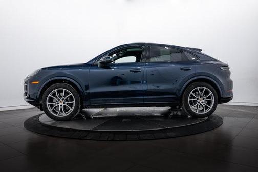 2025 Porsche Cayenne AWD