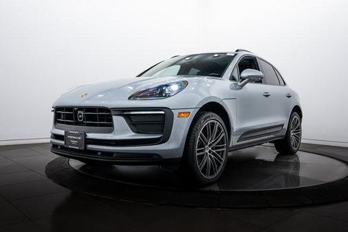 2026 Porsche Macan 