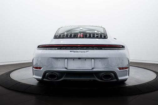 2026 Porsche 911 Carrera T