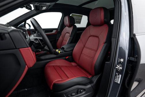 2026 Porsche Cayenne AWD