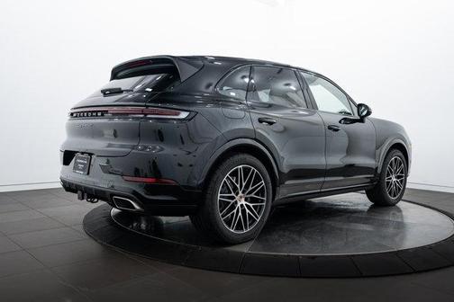 2025 Porsche Cayenne 