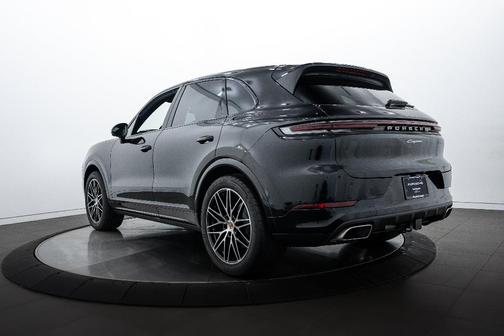 2025 Porsche Cayenne 
