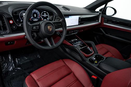 2025 Porsche Cayenne 