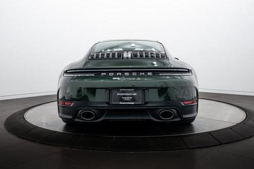 Oak Green Metallic 2026 Porsche 911 Carrera S