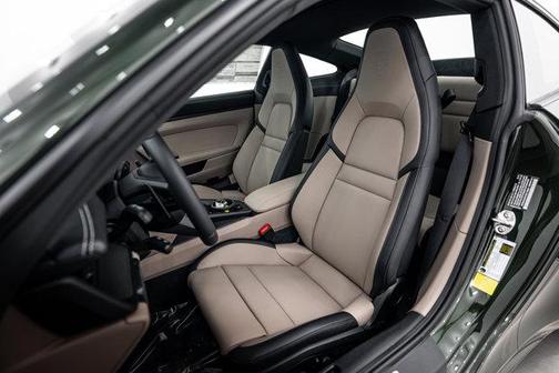 Oak Green Metallic 2026 Porsche 911 Carrera S