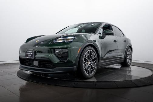 2025 Porsche Macan 4