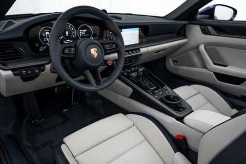 Gentian Blue Metallic 2026 Porsche 911 Carrera