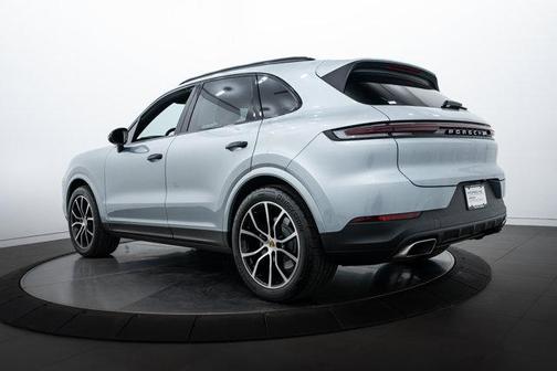 2024 Porsche Cayenne