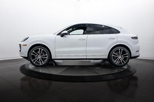 2026 Porsche Cayenne AWD